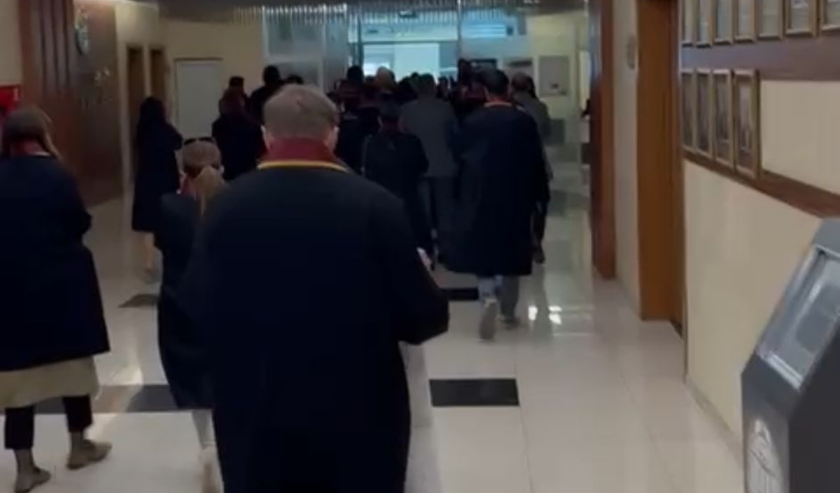 Baro Avukatları Protestoo (2)