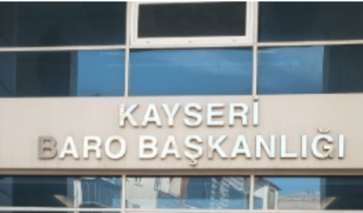 Chp'li Niyazi Ünalmış Kayseri Barosu (2)