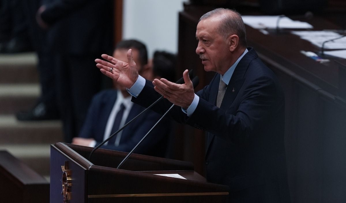 Cumhurbaşkanı Erdoğan'dan Chp Lideri Özgür Özel'e Sert Çıkış Sen Kimsin, Senin Gramın Ne! (3)