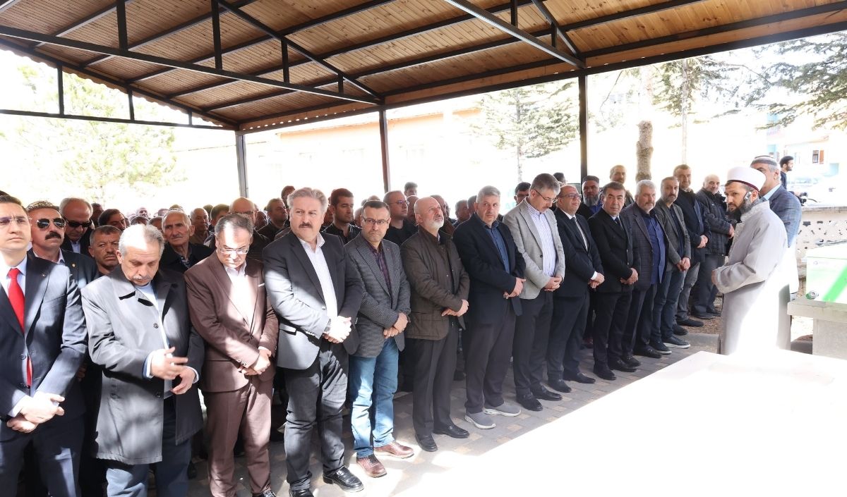 Eski Başkan Acı Günü (2)-1