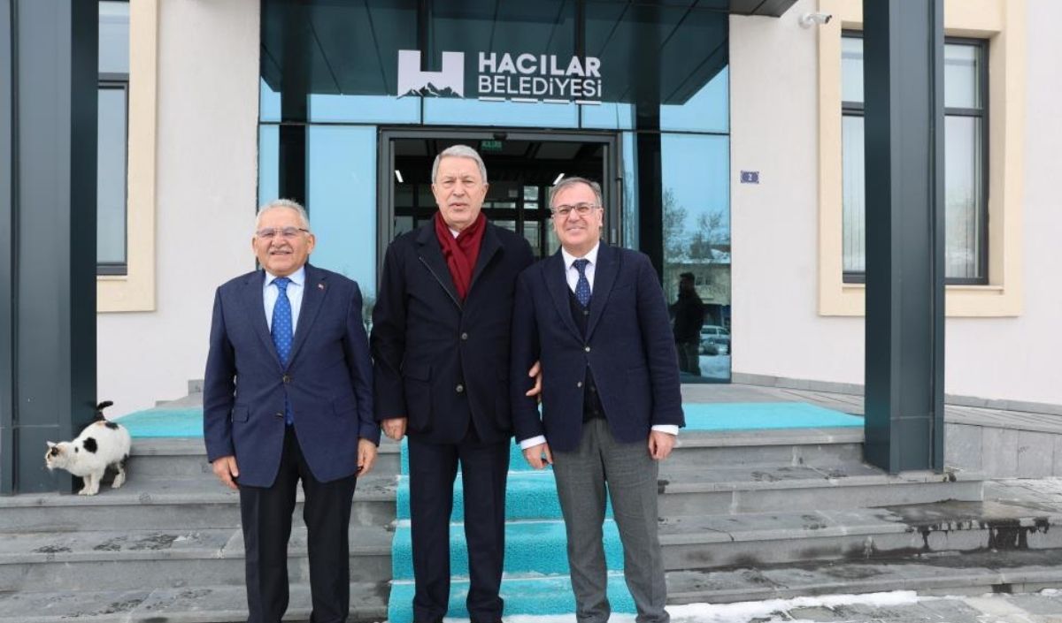 Hulusi Akar Hacılar (3)