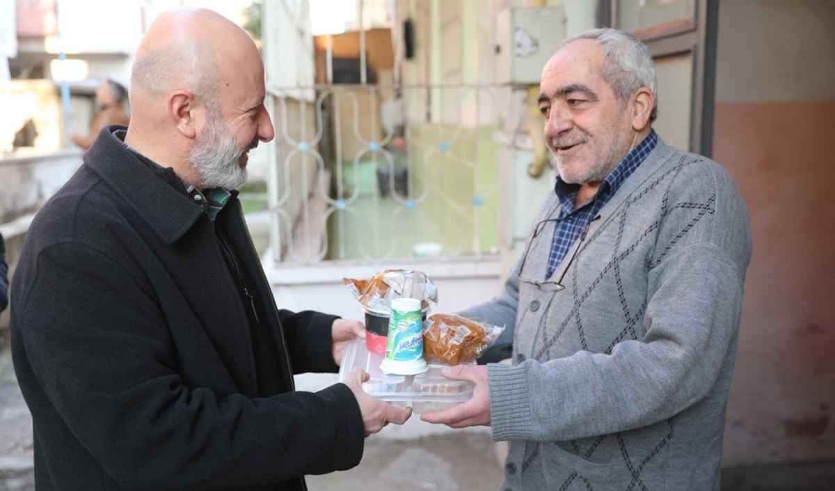 Kayseri Kocasinan Belediyesi'nden Her Gün Mahallenize Iftar Sofrası! (4)