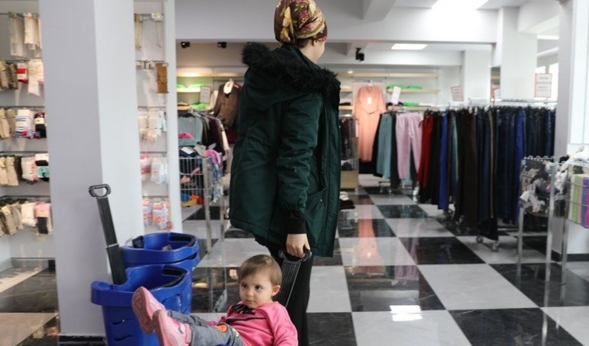 Kayseri'de Dost Market Bayramda Ailelerin Yüzünü Güldürdü! Para Geçmiyor (4)