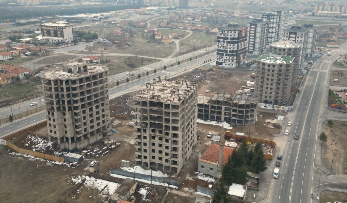 Kayseri’de Melikgazi Belediyesi Düğmeye Bastı! 202 Daire, 14 Dükkân Tamamlanıyor (2)