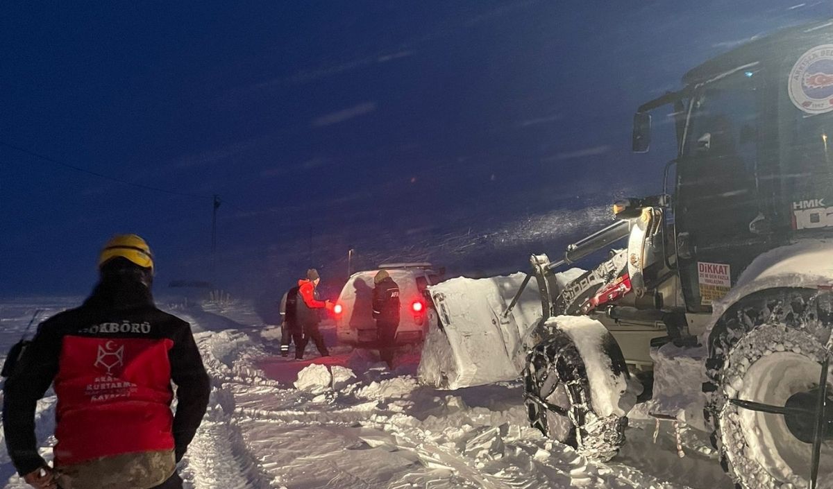 Kayseri’de Zabıta Ekipleri Göz Açtırmıyor! Bakın Ilk Durakları Neresi (2)-1
