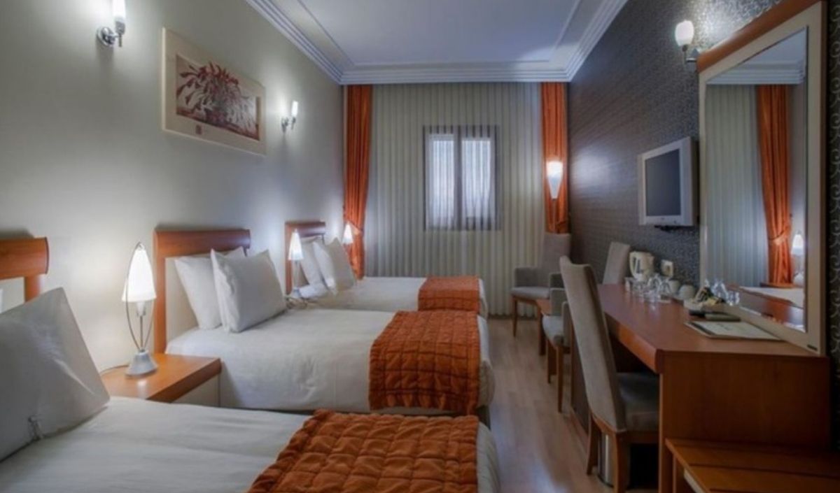 Kayseri’nin Merkezinde 8 Katlı Otel Satılıyor! Tam 200 Milyon Tl (1)