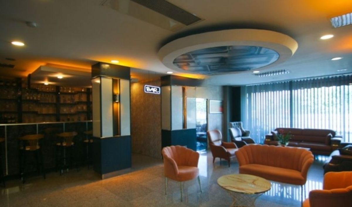 Kayseri’nin Merkezinde 8 Katlı Otel Satılıyor! Tam 200 Milyon Tl (5)