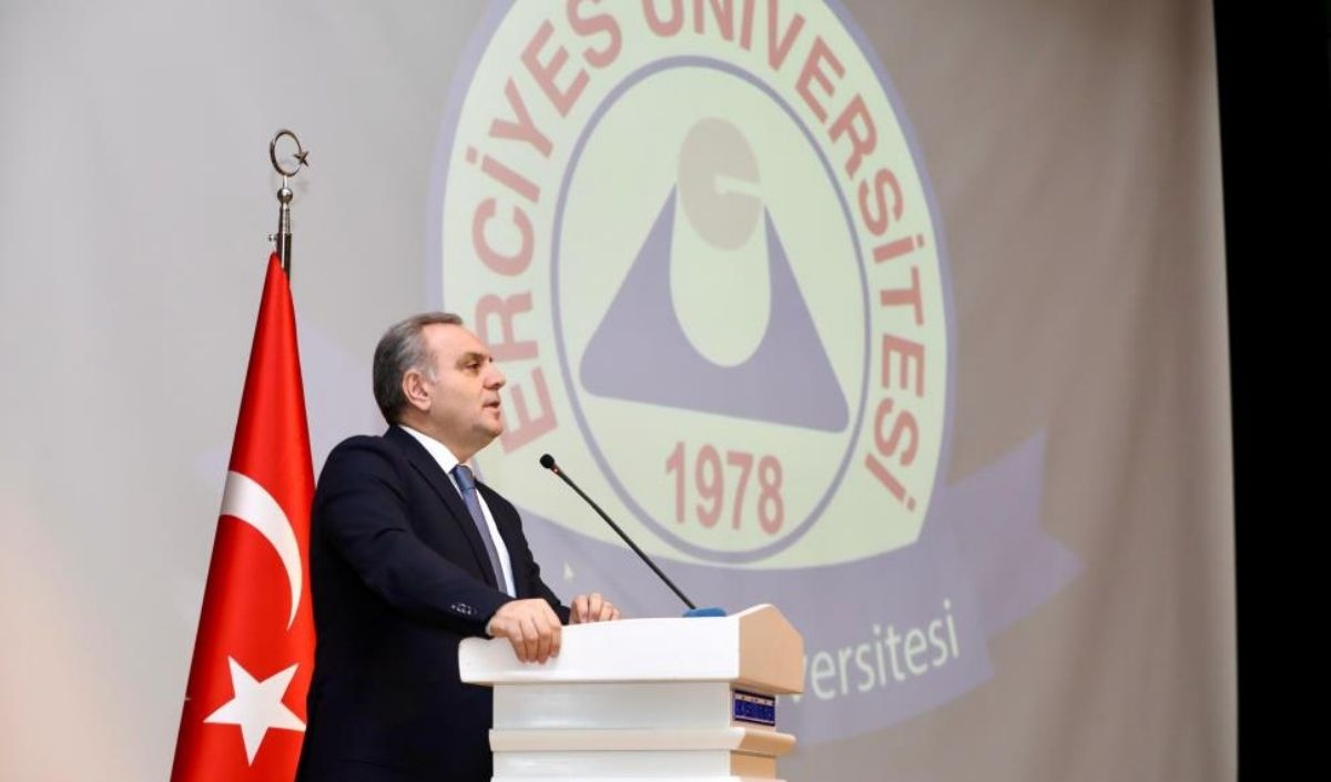 Rektör Altun (3)