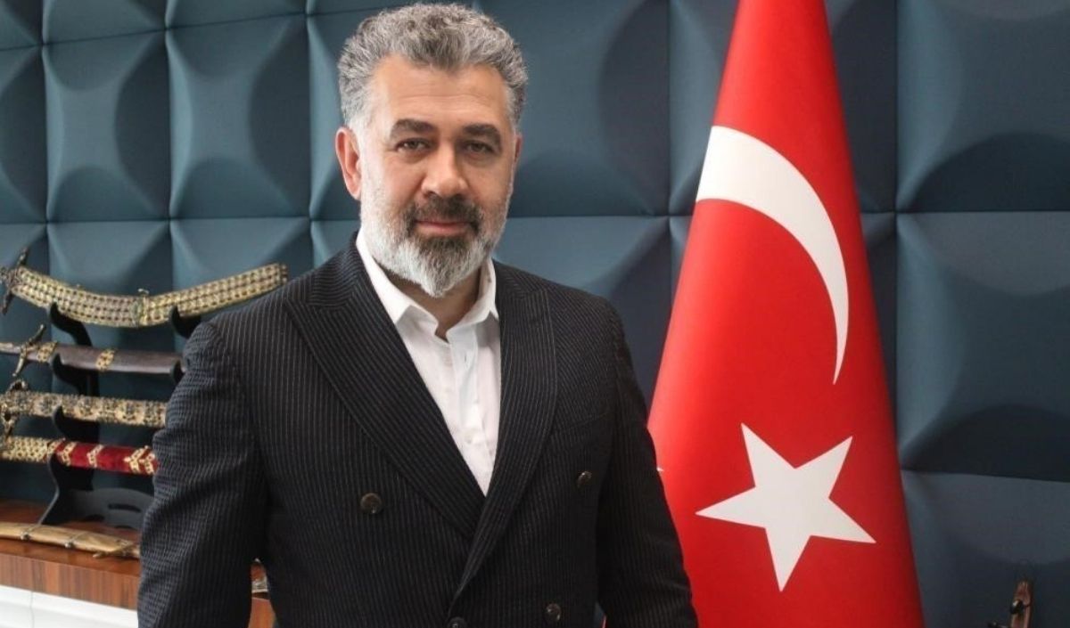 Sedat Kılınç, Kayseri Milletvekili Dursun Ataş’a Mı Gönderme Yaptı Bunlar Futbolcu Değil, Siyasetçi! (1)