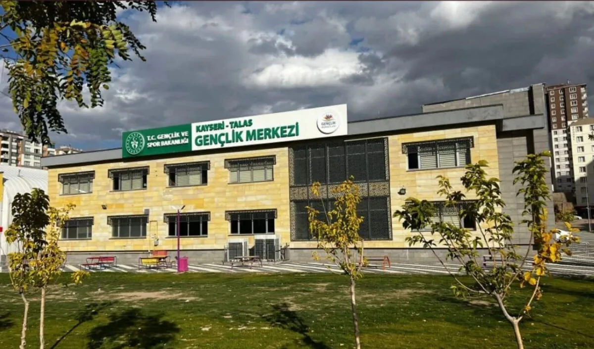 Gençlik Merkezi