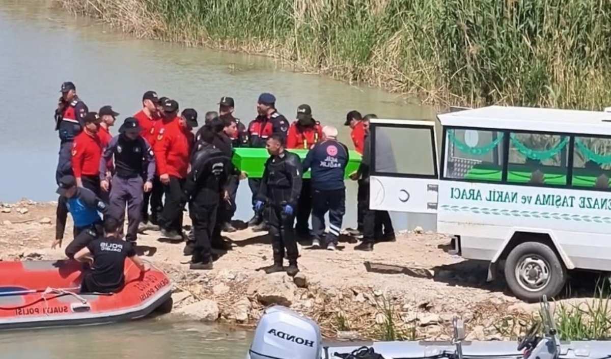 Adana Su Kanalı 7 Yaşındaki Cumali