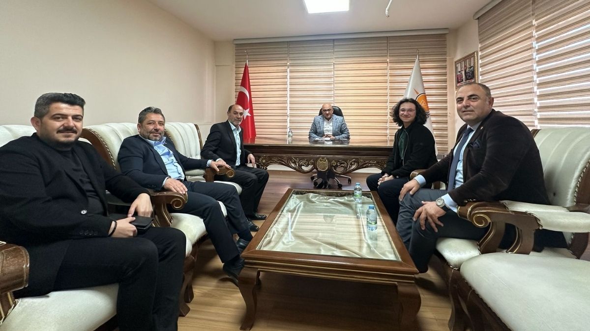 Ak Parti Milletvekili Kayseri'nin Dehası Ile İl Başkanlığı'nda Bir Araya Geldi! (3)