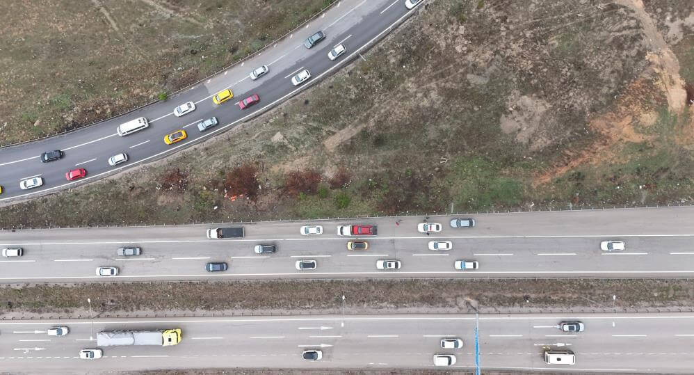 Kayseri’ye doğru yola çıkan tatilciler dikkat! Kilit Kavşak’ta sürücülerin zor anları!