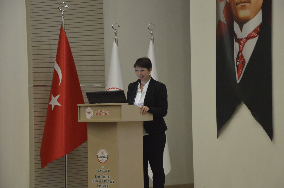 Kayseri Şehir Hastanesi'ne İsviçre’den dikkat çeken ziyaret: Kayseri aynı İsviçre gibi!