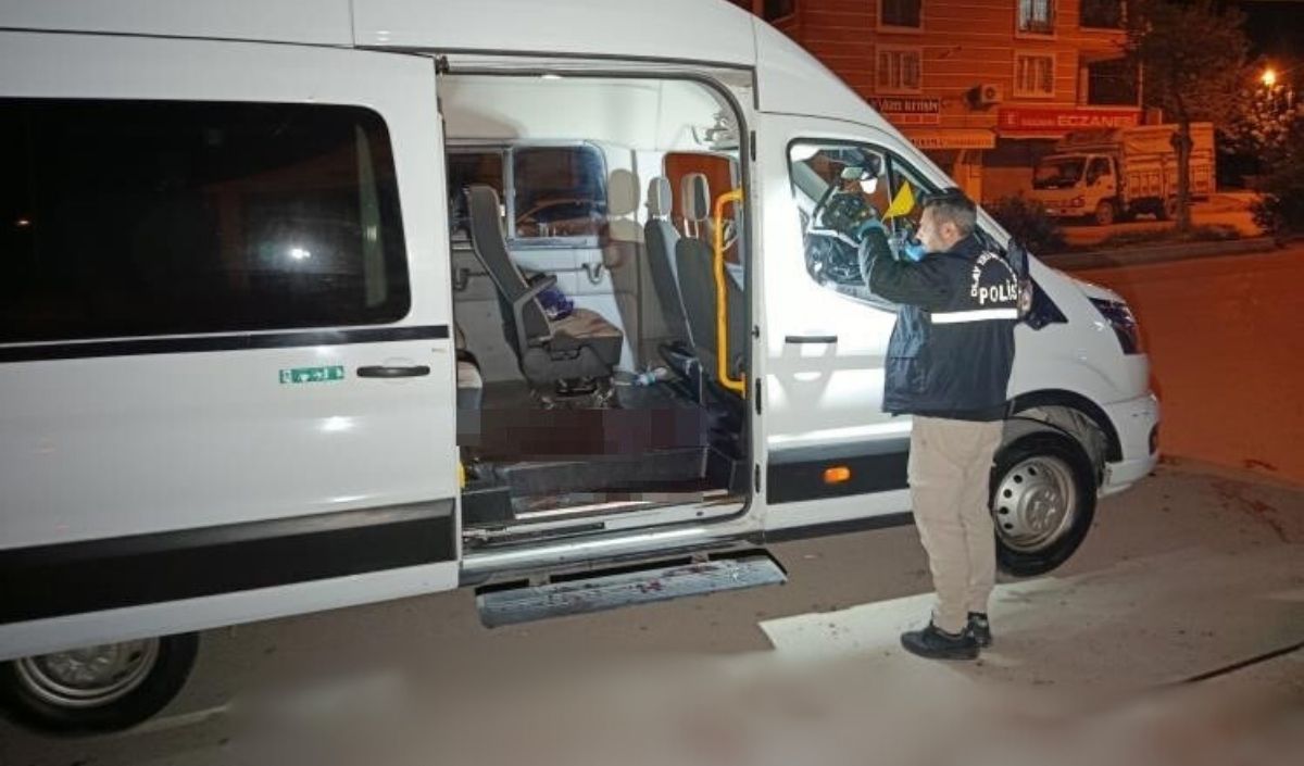 Kebapçıda Çalışan Genç Iş Arkadaşı Tarafından Boynundan Bıçaklandı! (3)