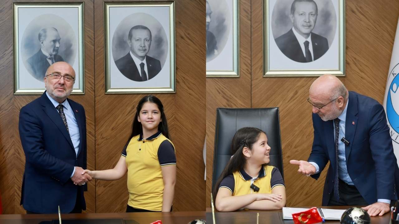 Rektör Koltuğunu Devretti