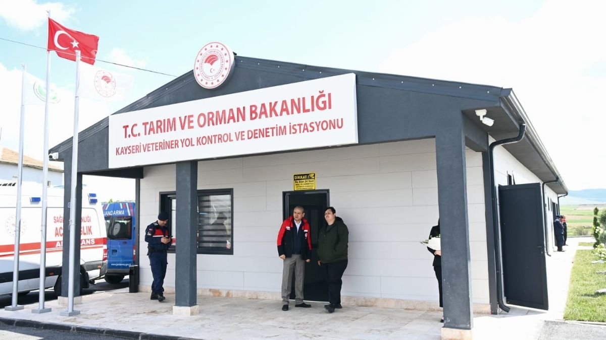 1,7 Tonluk Şampiyon Boğa Kayseri’den Yola Çıktı! Bakın Hangi Şehre Satıldı (3)