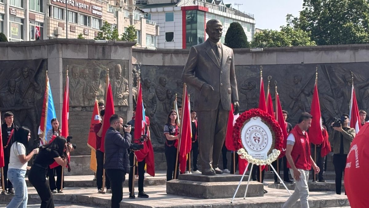 19 Mayıs Kayseri (4)-1