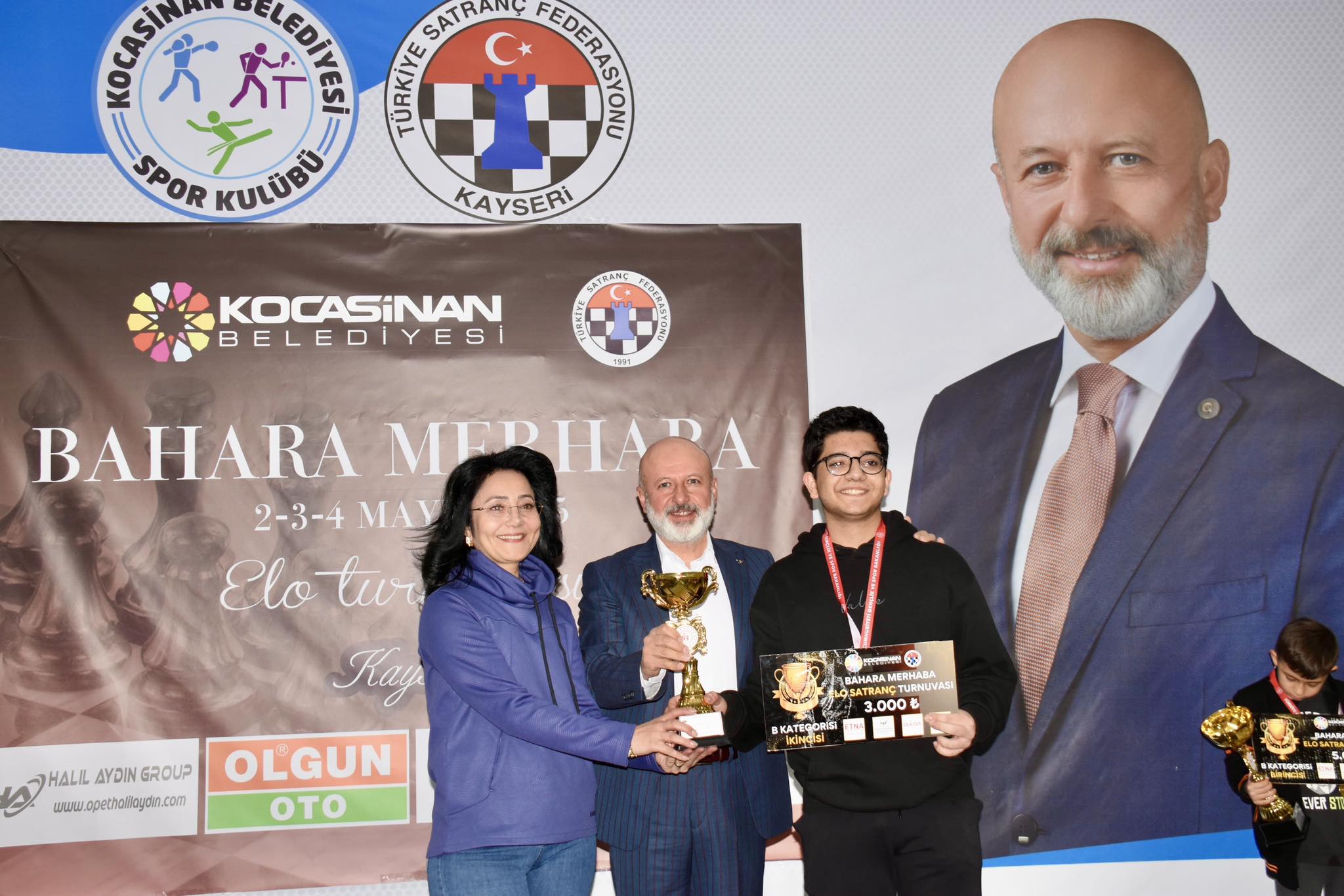Ahmet Çolakbayrakdar (2)