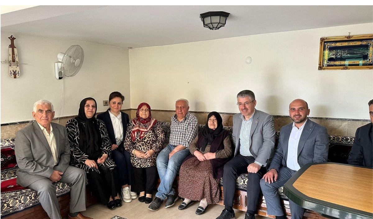 Ak Parti En Yaşlı