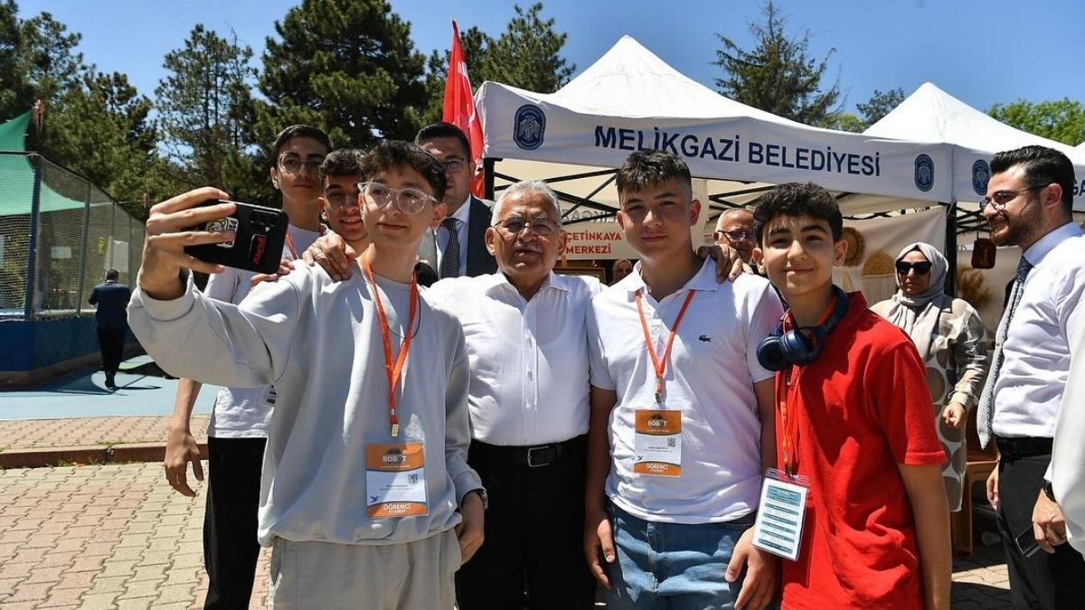 Beklenen Yarışma Başladı! Binlerce Kişi Kayseri'ye Akın Etti (5)