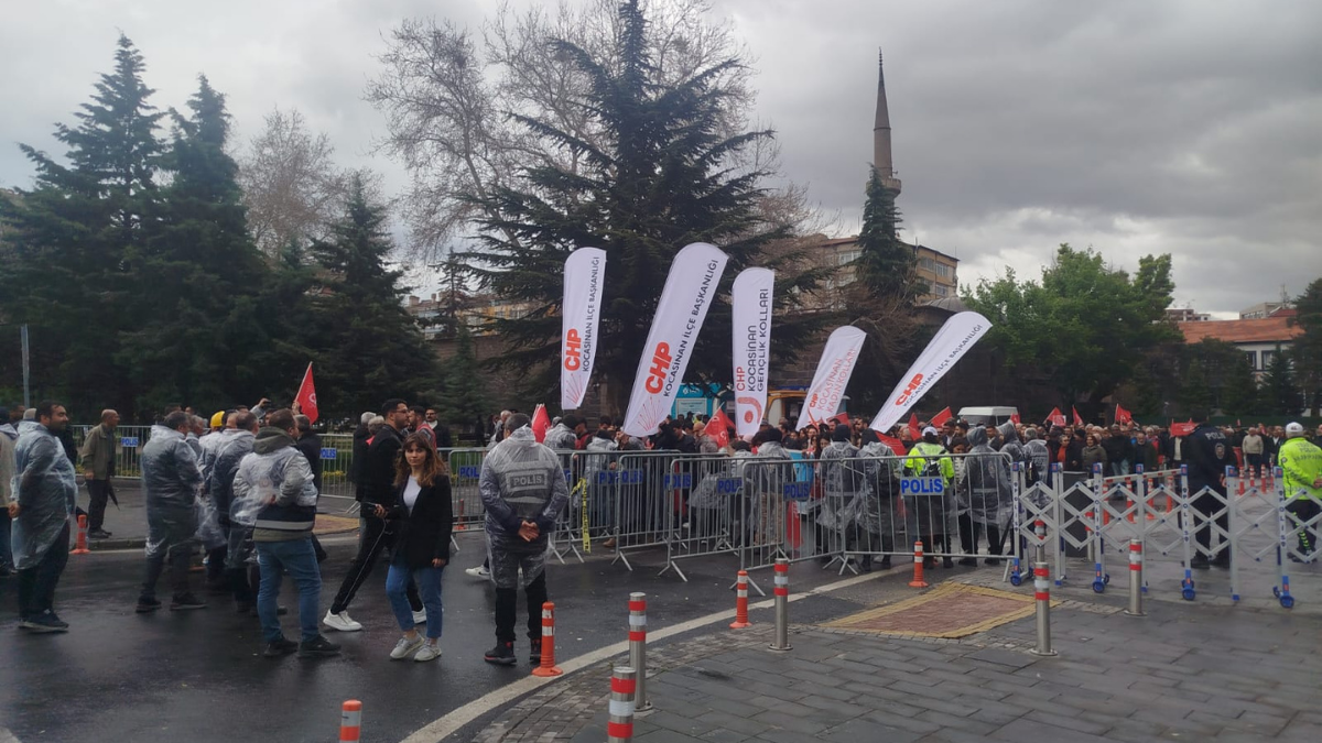 Binlerce Chp'li 1 Mayıs'ta Yürüdü (2)