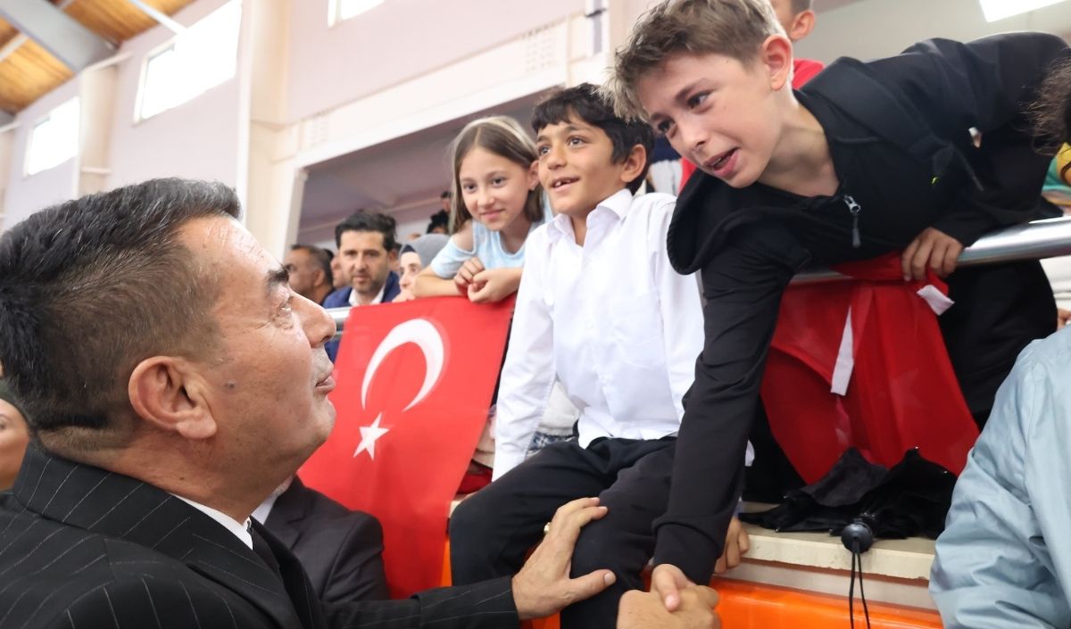 Bünyan’da Muhteşem Şenlik! Ünlü Sanatçılar Sahne Aldı1 (2)