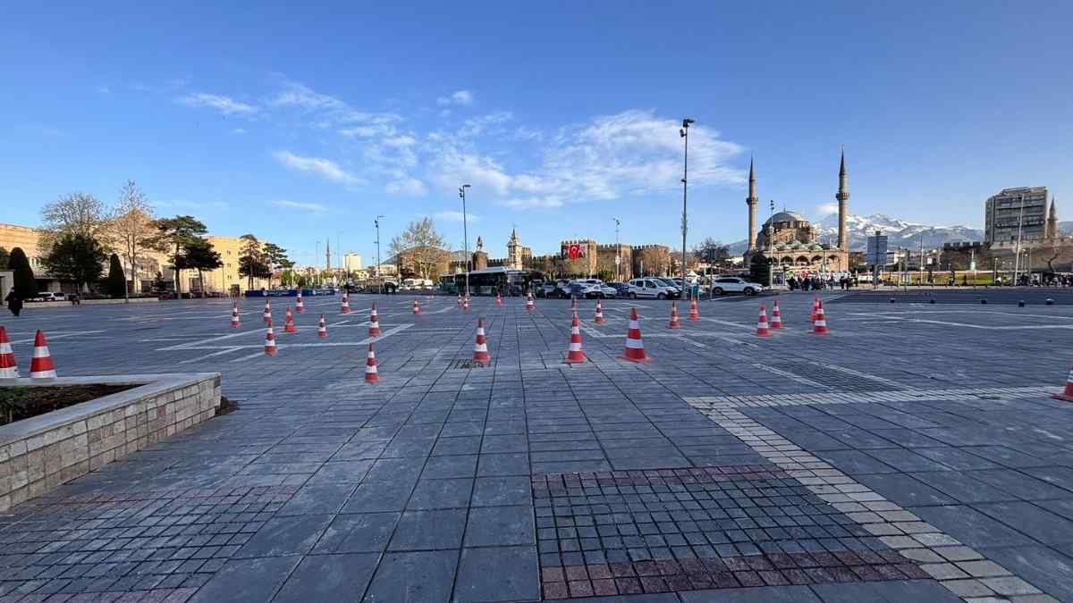 Büyükşehir Çalışmalara Başladı (3)