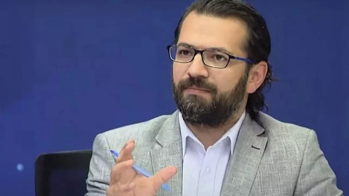 Çocuklarının Yanında Yumruk Attı! Kayserili Gazeteci'den Sert Tepki