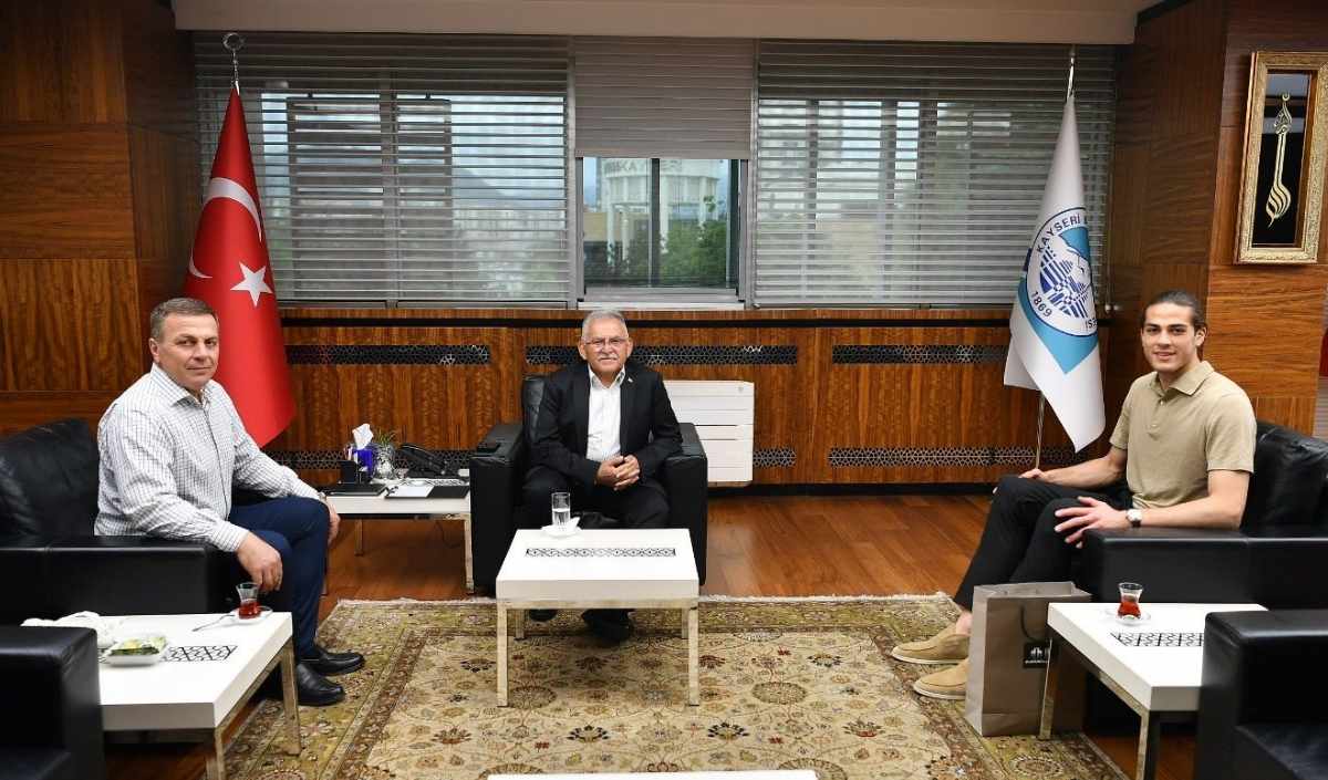 Doğan Alemdar Kayseride (1)