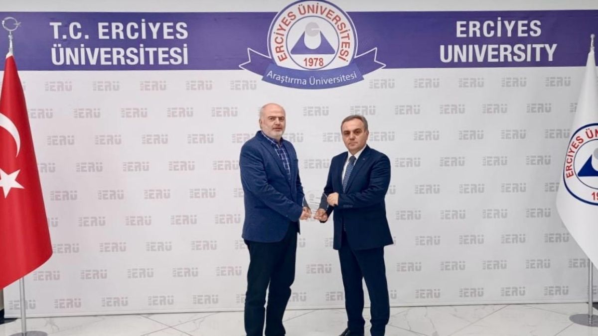 Erciyes Üniversitesi Ankara'da Festival Düzenledi! (3)