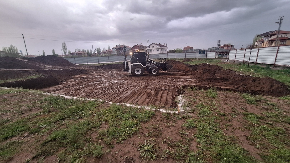 Halk Istedi Başkan Harekete Geçti Tomarza'da Yeni Proje Yükseliyor! (4)