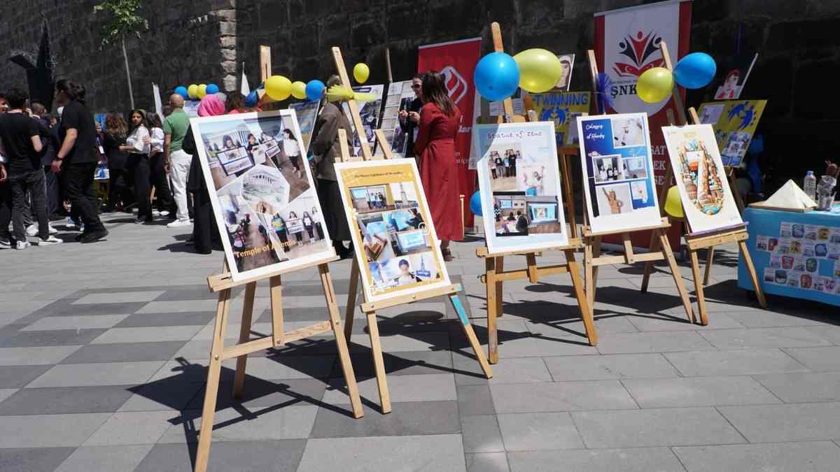 Kayseri Kalesi'nde E Twinning (1)