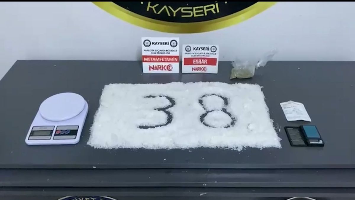 Kayseri Narkotik Operasyonu Iki Genç (2)