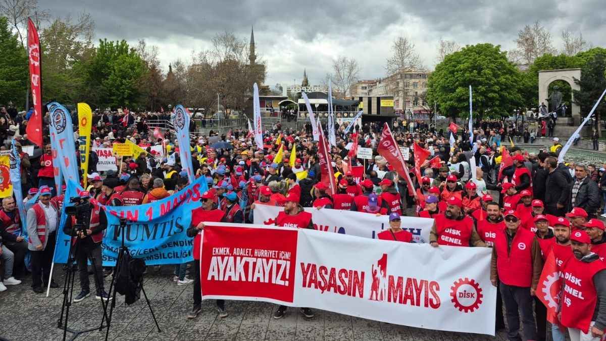 Kayseri'de 1 Mayıs Kutlamaları Başladı! Mekan Değişmedi (2)