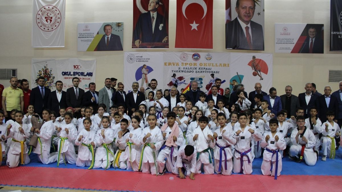 Kayseri'de 2. Valilik Kupası Sona Erdi! Bu Kez Spor Okulları Yarıştı (3)