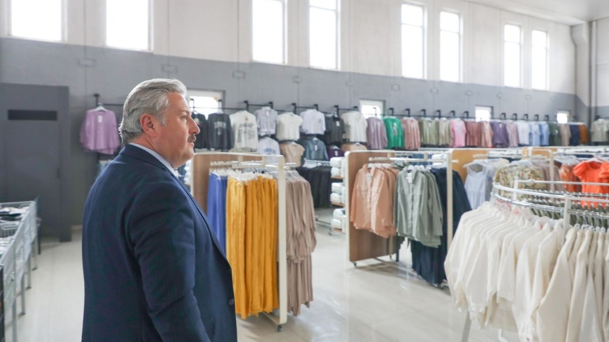 Kayseri'de Bu Mağazada Para Geçmiyor! Randevuyu Alan Geliyor (1)
