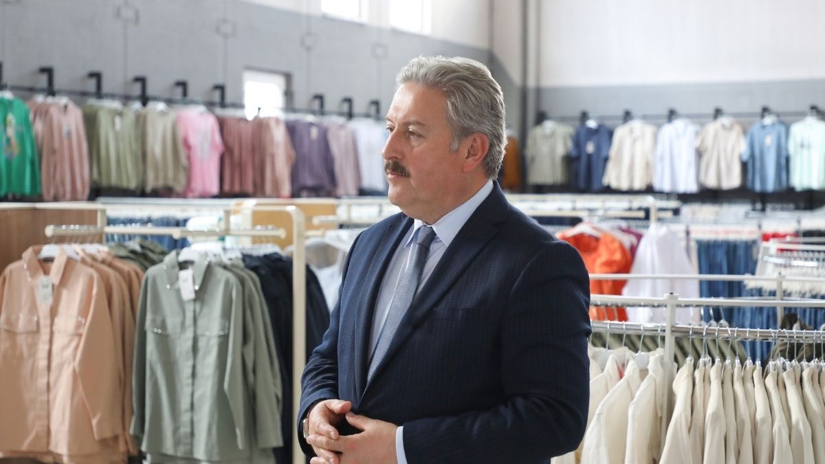Kayseri'de Bu Mağazada Para Geçmiyor! Randevuyu Alan Geliyor (4)