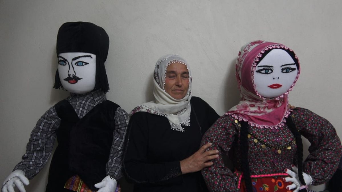 Kayseri'de Insan Boyunda Dev Bez Bebekler! Turistlerin Ilgi Odağı Oldu (2)