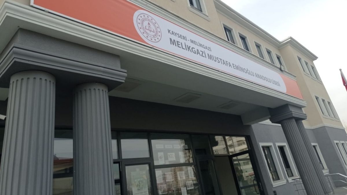 Mustafa Eminoğlu Yeniden Yapılıyor (6)