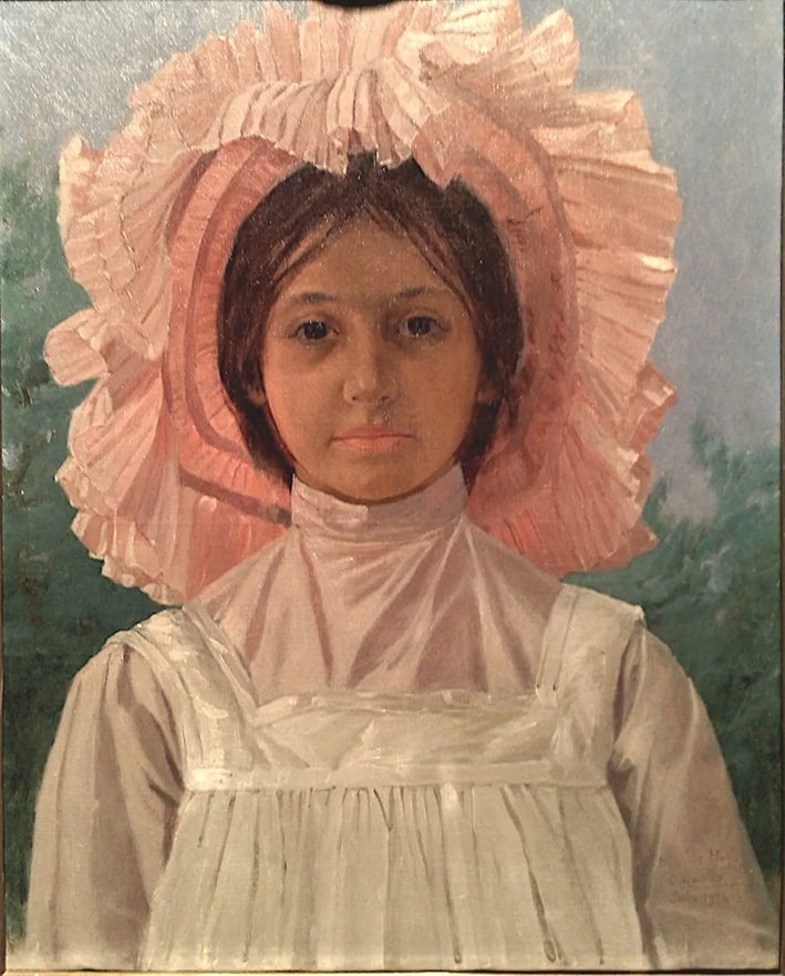 Pembe Başlıklı Kız
Osman Hamdi Bey’in kızı Nazlı’yı resmettiği bu tablo, Pera Müzesi’nin Oryantalist Resim Koleksiyonu’nda yer alır. Açık alanda pembe başlığı ve batılı giyimiyle dikkat çeken Nazlı, babasının sevgi dolu bakışıyla tuvale yansır.