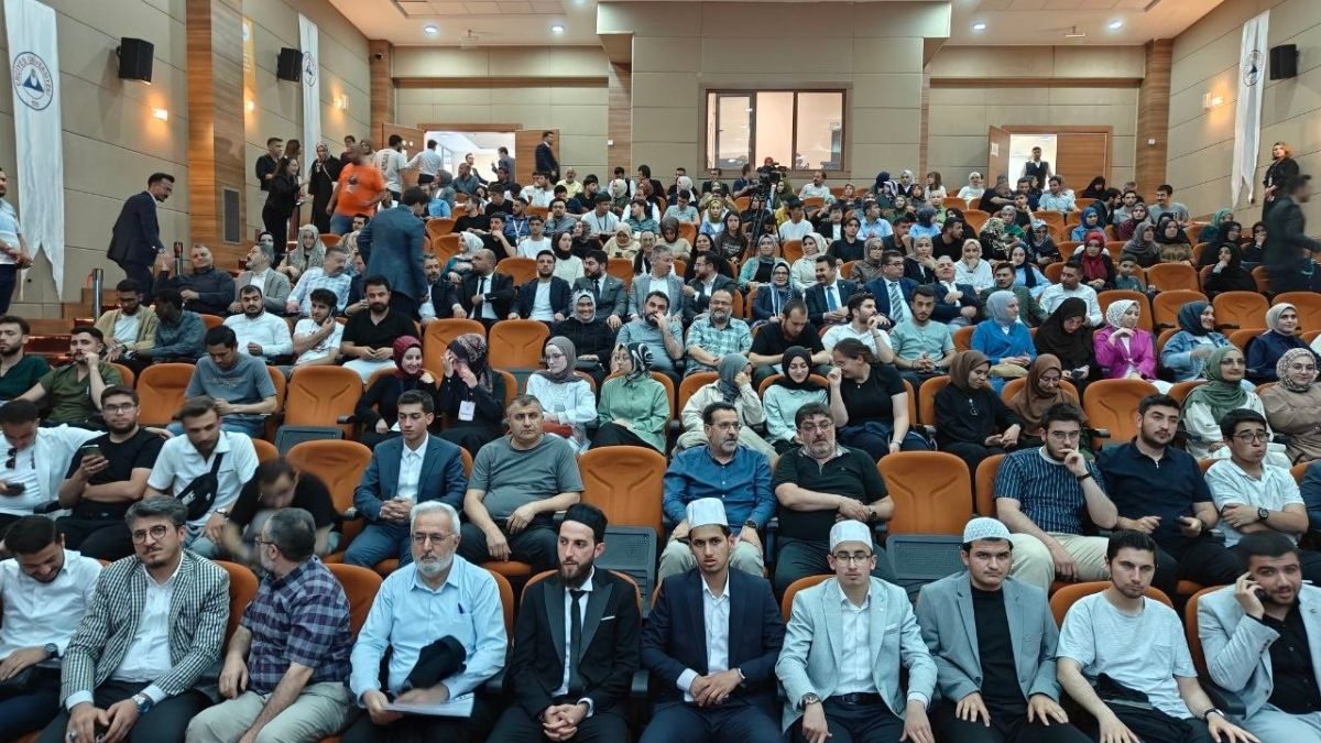 Yarışma Kuran I Kerim (3)