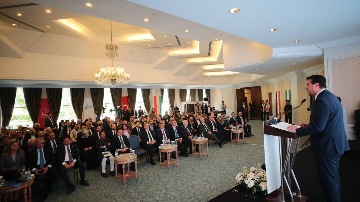 11. Cumhurbaşkanı Abdullah Gül Uzun Zaman Sonra Bakın Nerede Görüldü (2)