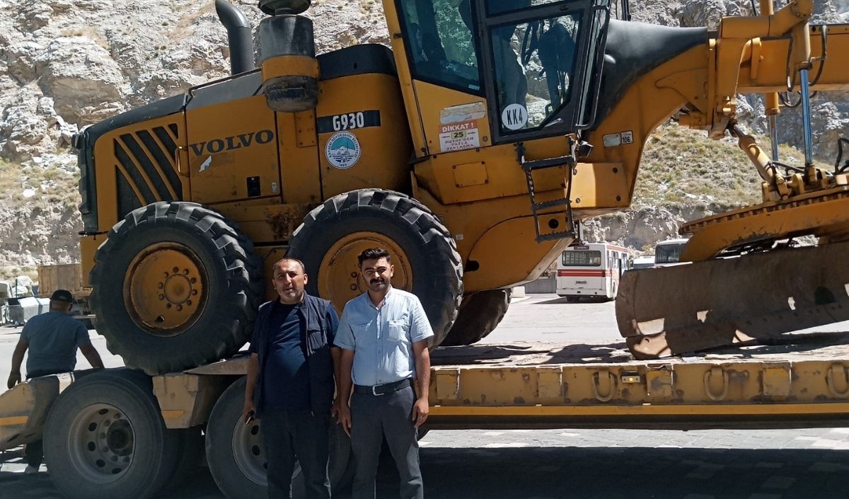 Akıkışla Belediyesi Greyder Yardımı (1)