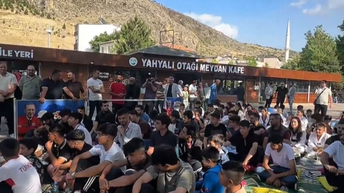 Akp Yahyalıı (4)