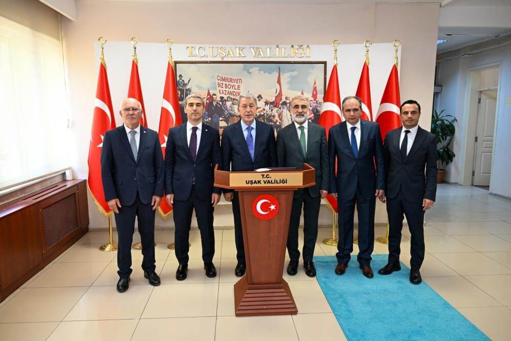 Hulusi Akar