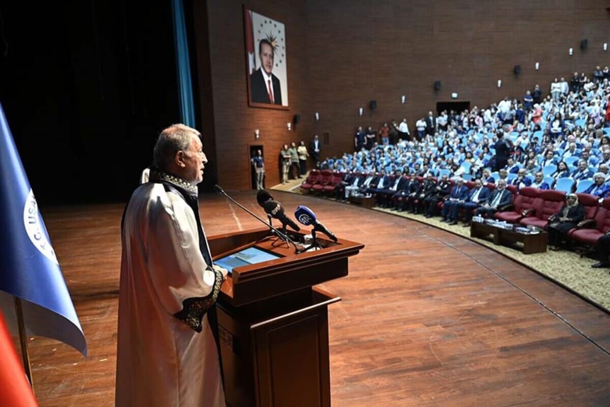 Hulusi Akar