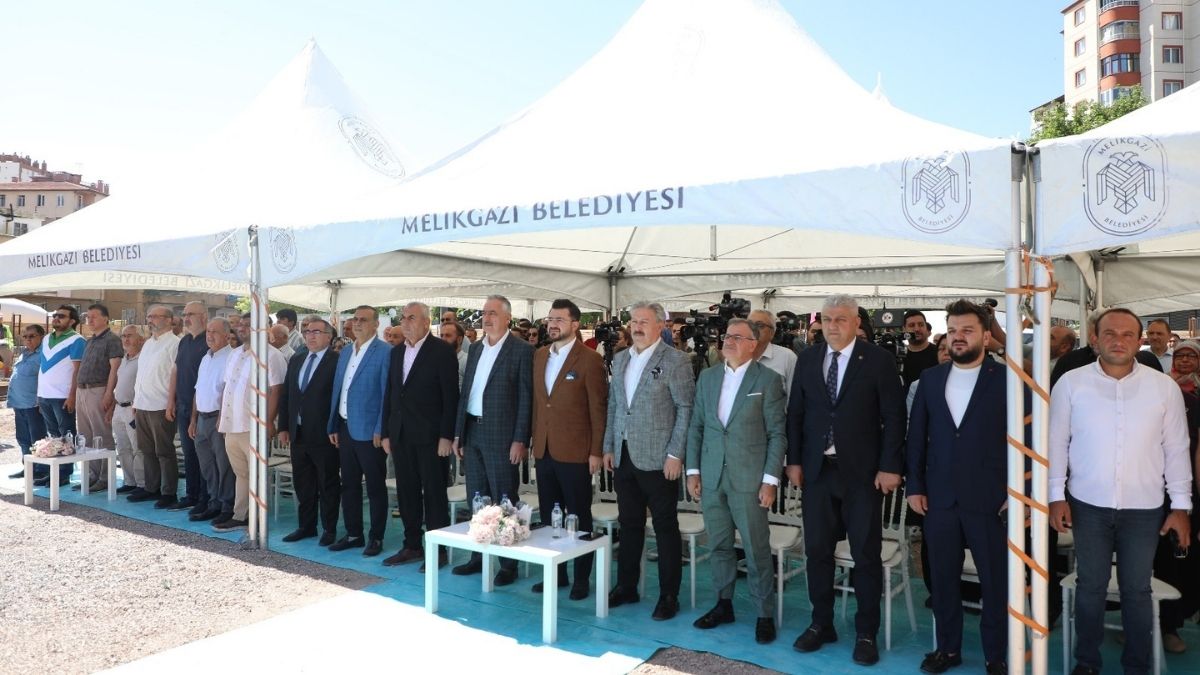 Aydınlıkevler Kentsel Dönüşüm (3)