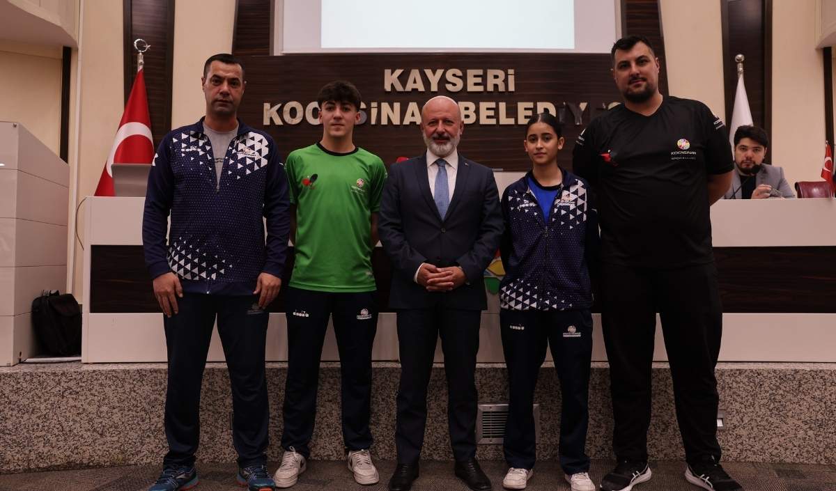 Başkan Çolakbayraktar’dan Jest! Başarıya Altın Değer