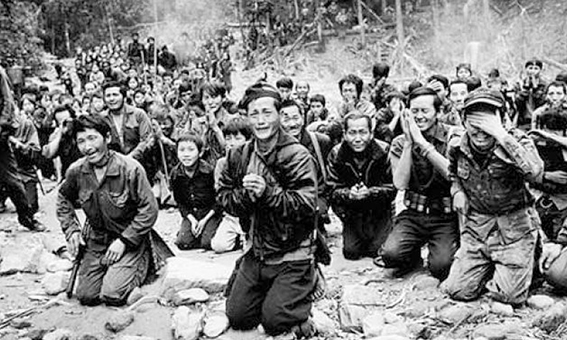 Çin-Vietnam Savaşı (1979)
1979’da Çin ile Vietnam arasında başlayan bu savaş, Vietnam’ın Kızıl Kmer rejimine karşı eylemlerine misilleme olarak Çin’in sınır saldırısıyla patlak verdi. Çatışmalar, Çin’in Kızıl Kmer destekli hükümetin düşmesiyle sonuçlandı. 3 hafta 6 gün süren savaş, kısa sürmüş olsa da iki ülke arasındaki gerilimi uzun süre etkiledi.